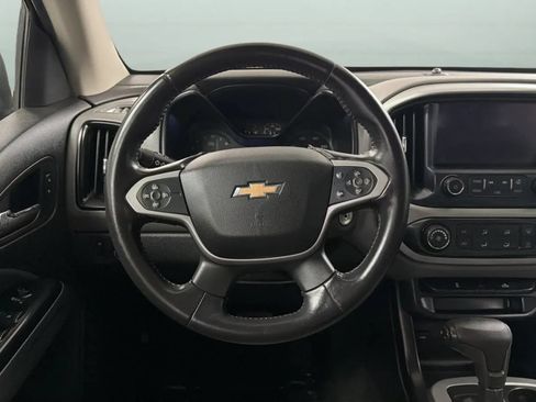 Used 2016 Chevrolet Colorado LT w/ LT Convenience Package RWD image 10