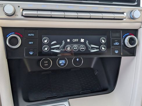 New 2026 Genesis G70 2.5T Prestige image 19