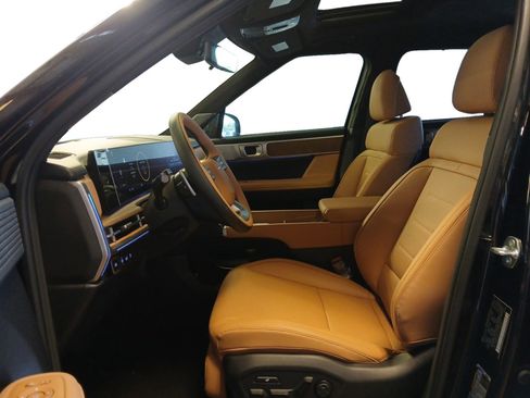 Certified 2026 Hyundai Santa Fe Calligraphy image 9