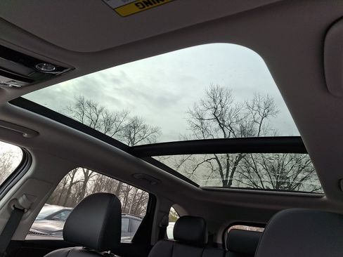 New 2026 Kia Sorento S w/ S Panoramic Sunroof Package FWD image 7
