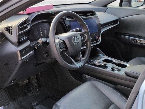 Used 2024 Lexus RZ 450e Premium w/ Technology Package AWD/4WD image 10