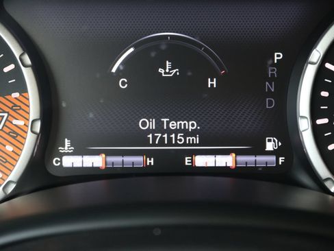 Used 2021 Jeep Renegade Latitude FWD image 25