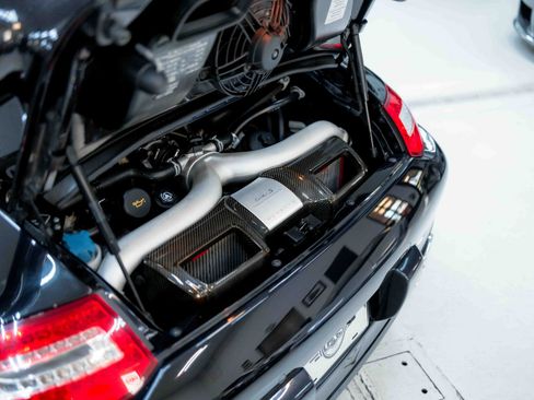 Used 2011 Porsche 911 Turbo S image 86