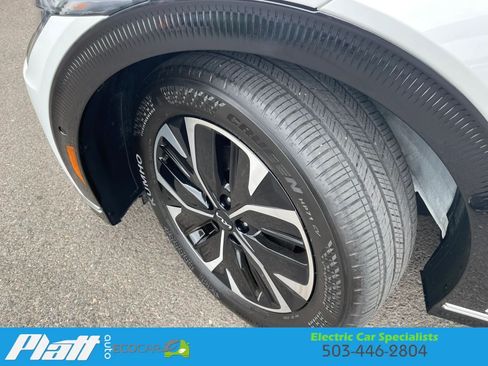 Used 2023 Kia EV6 Wind w/ Wind Technology Package AWD/4WD image 21