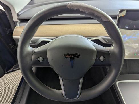 Used 2021 Tesla Model 3 Standard Range Plus image 21