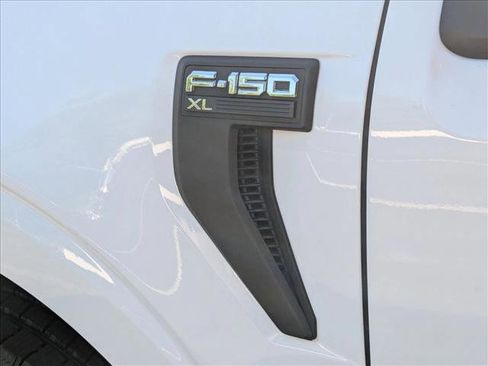 Used 2023 Ford F150 XL RWD image 12