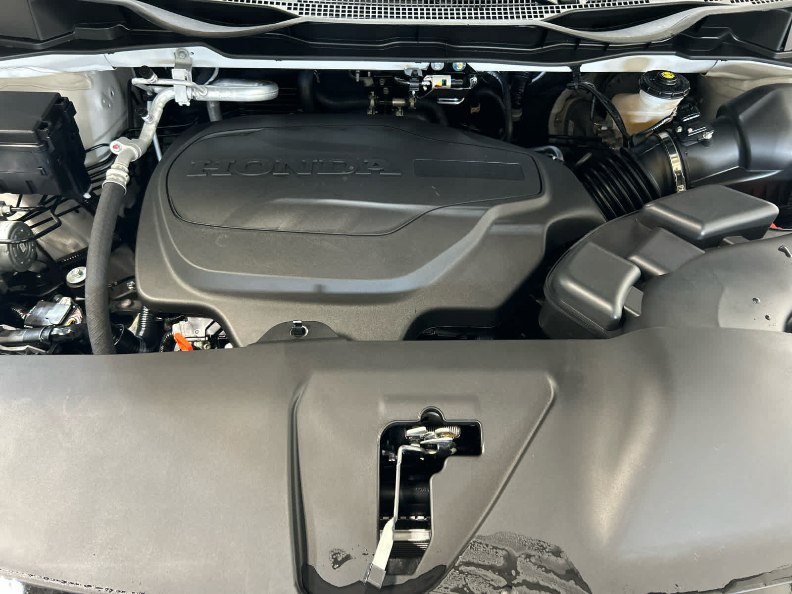 New 2027 Honda Odyssey Elite image 10