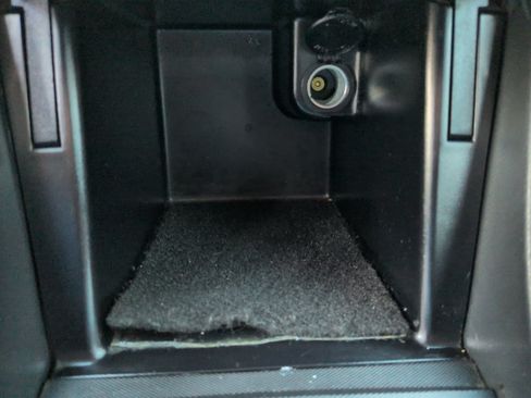 Used 2010 Nissan Altima 2.5 S FWD image 16