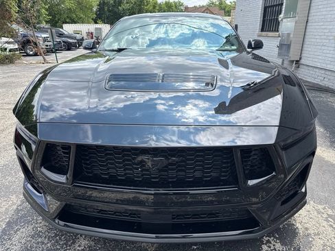 Used 2025 Ford Mustang GT Premium RWD image 9
