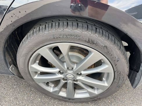 Used 2019 Nissan Altima 2.5 S FWD image 8