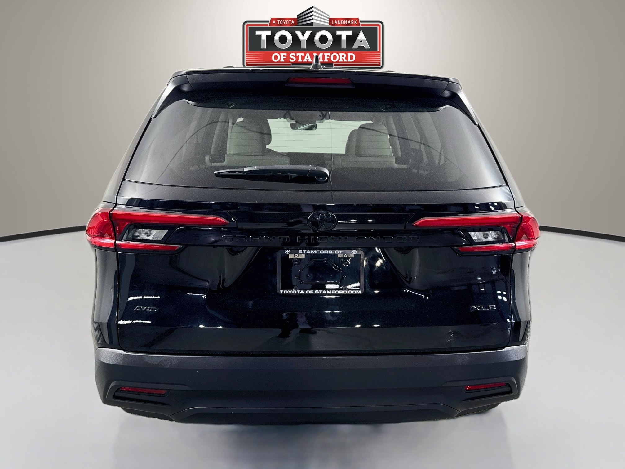 Used 2024 Toyota Grand Highlander AWD image 6