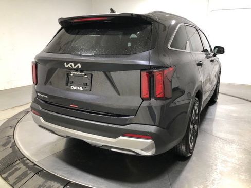 New 2026 Kia Sorento S w/ S Panoramic Sunroof Package FWD image 7