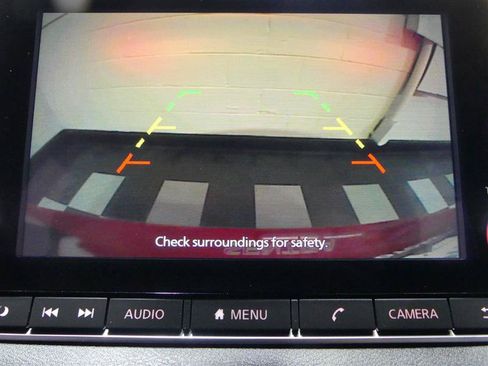 Used 2022 Nissan Sentra SR FWD image 13