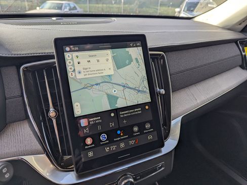 New 2026 Volvo XC90 B6 Ultra w/ Protection Package image 17