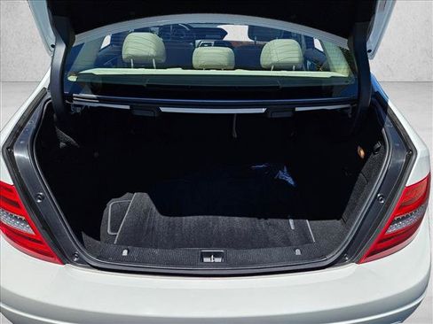 Used 2013 Mercedes-Benz C 250 Sedan image 6