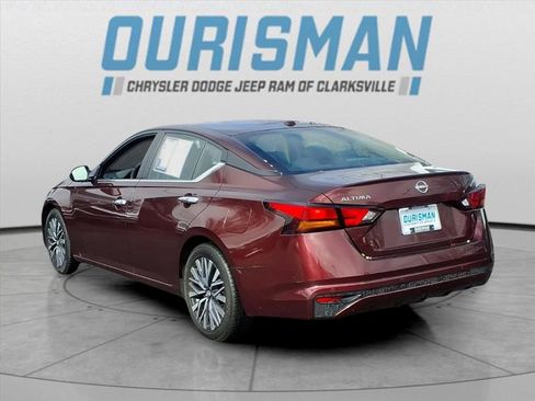 Used 2023 Nissan Altima 2.5 SV image 6