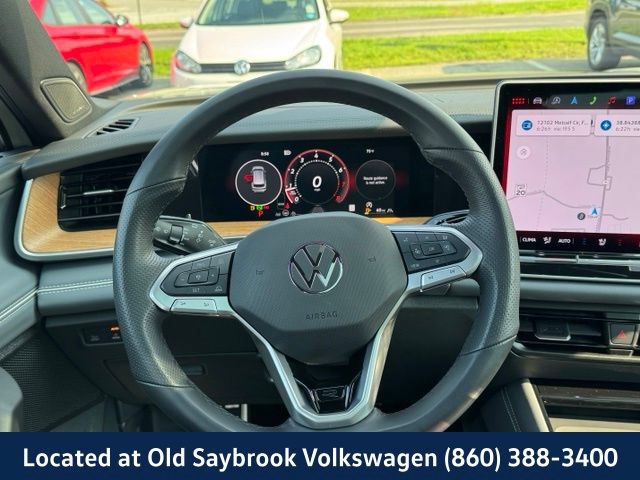 Certified 2025 Volkswagen Tiguan SEL R-Line AWD/4WD image 18