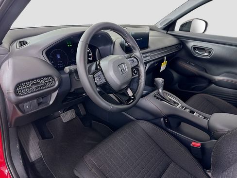 Used 2026 Honda HR-V Sport image 9