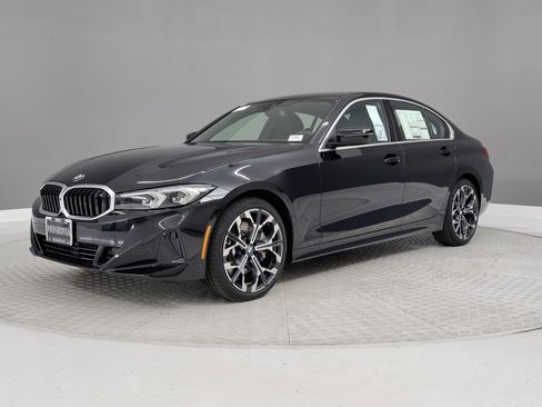New 2026 BMW 330i 330i w/ Convenience Package image 32
