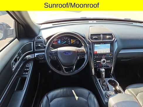 Used 2018 Ford Explorer Sport w/ Equipment Group 401A AWD/4WD image 9