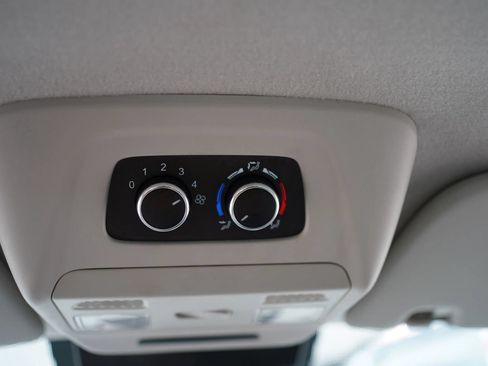 Used 2024 Ford Transit 350 XLT RWD image 27
