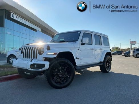 Used 2021 Jeep Wrangler Unlimited Sahara image 1
