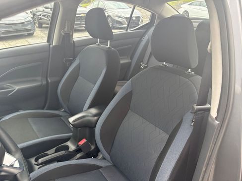 Used 2025 Nissan Versa SV FWD image 34