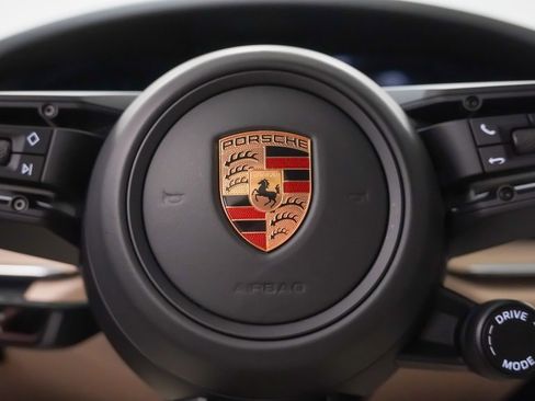 Certified 2022 Porsche 911 Carrera S image 24