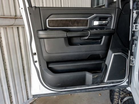 Used 2024 RAM 2500 Laramie w/ Sport Appearance Package AWD/4WD image 44