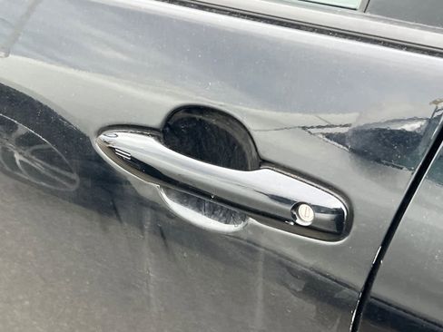 Used 2021 Toyota Prius Prime LE image 7