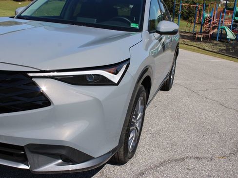 New 2025 Acura ADX Base image 37