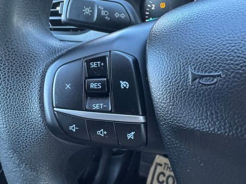 Used 2020 Ford Escape SE image 29