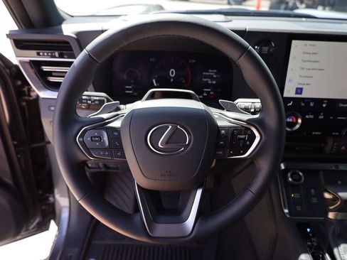 Used 2026 Lexus GX 550 w/ Accessory Package (2T) image 13