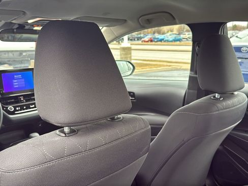 Certified 2025 Toyota Corolla LE image 18