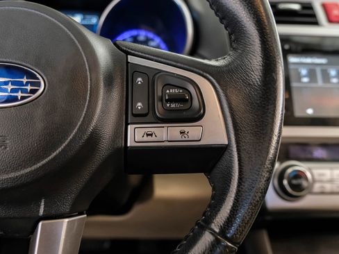 Used 2017 Subaru Outback 2.5i Limited image 16