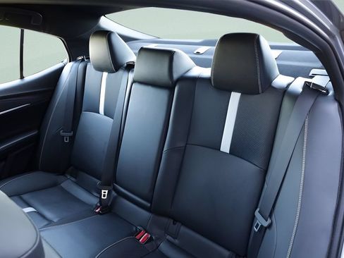 Used 2025 Toyota Camry SE FWD image 21