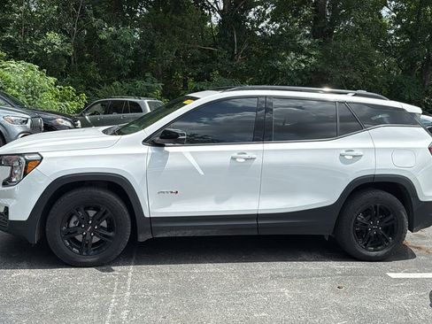 Used 2022 GMC Terrain AT4 w/ Tech Package AWD/4WD image 4