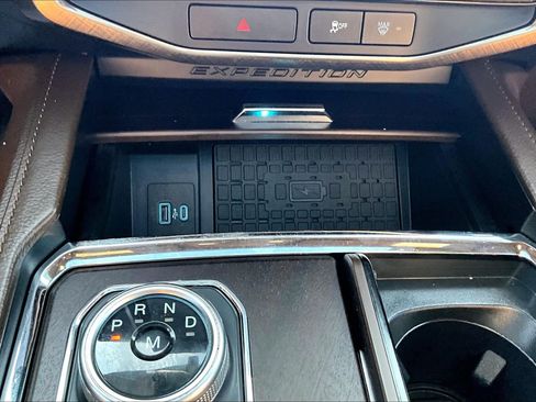Used 2023 Ford Expedition Max King Ranch AWD/4WD image 35
