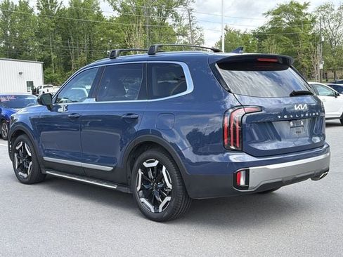 Used 2024 Kia Telluride EX image 4