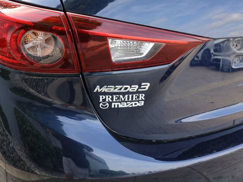 Used 2017 MAZDA MAZDA3 Sport FWD image 12