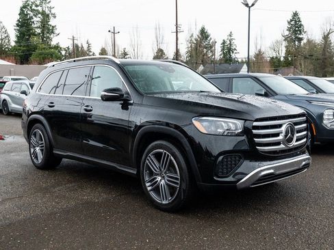 Used 2024 Mercedes-Benz GLS 450 4MATIC image 1
