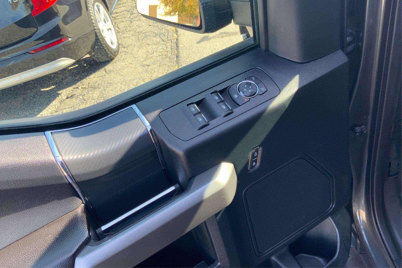Used 2019 Ford F150 XLT w/ Equipment Group 302A Luxury AWD/4WD image 21