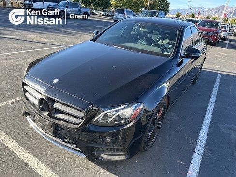 Used 2017 Mercedes-Benz E 300 4MATIC w/ Premium 1 Package image 1