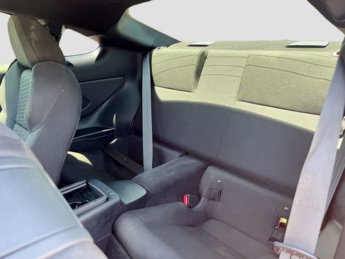 Used 2025 Toyota GR86 w/ ALL Weather Mat Package (TMS) RWD image 23