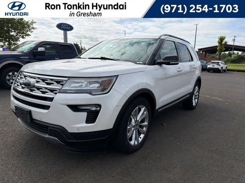Used 2018 Ford Explorer XLT w/ Equipment Group 202A FWD image 1