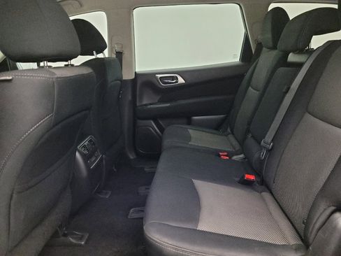 Used 2017 Nissan Pathfinder S FWD image 18