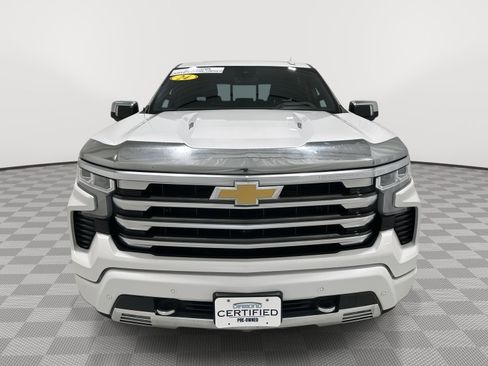 Used 2024 Chevrolet Silverado 1500 High Country w/ High Country Premium Package AWD/4WD image 6