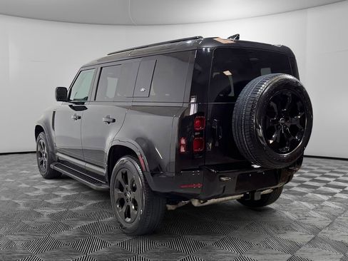 Used 2024 Land Rover Defender 110 X-Dynamic SE AWD/4WD image 3
