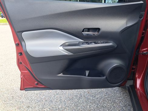 Certified 2024 Nissan Kicks SR w/ SR Premium Package image 16