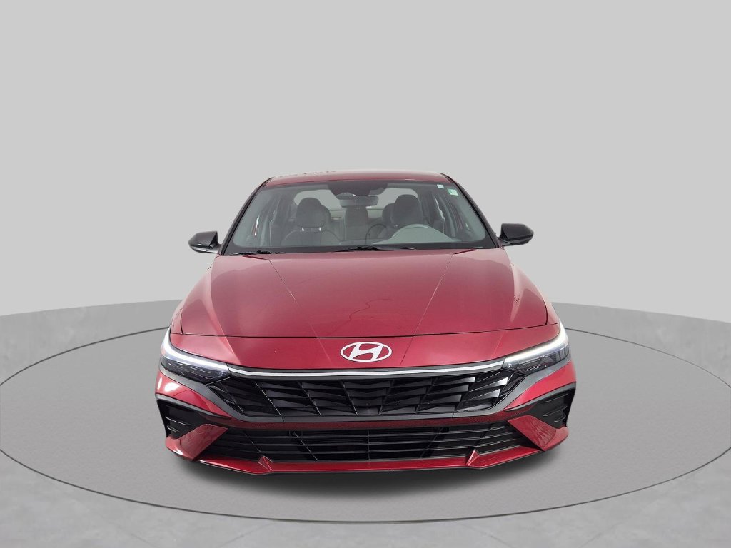 Used 2025 Hyundai Elantra SEL FWD image 11